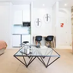 Apartment On Porto