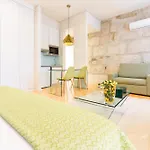 Apartment On *