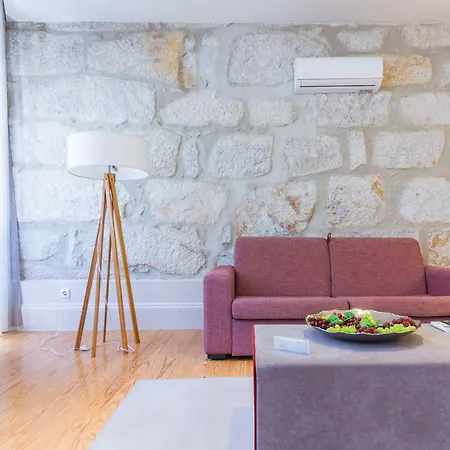 On Deluxe - Free Parking Apartment